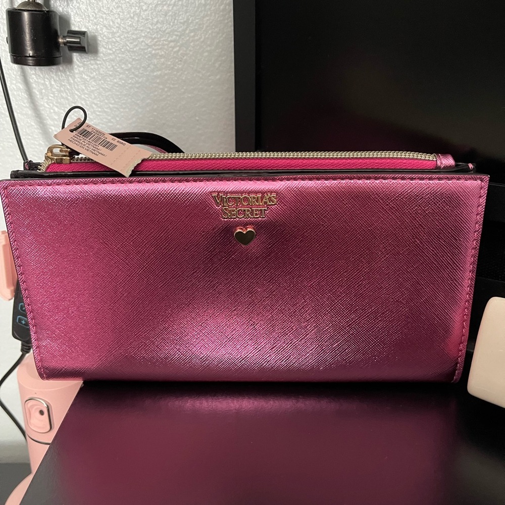Pink clutch bag